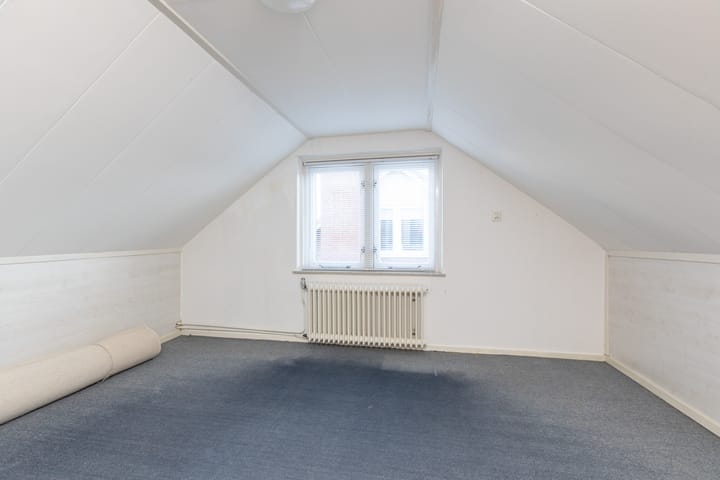 Foto 31 van Meeuwenlaan 61