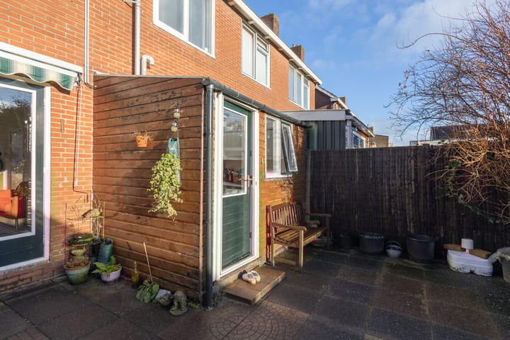 Foto 40 van Meeuwenlaan 61