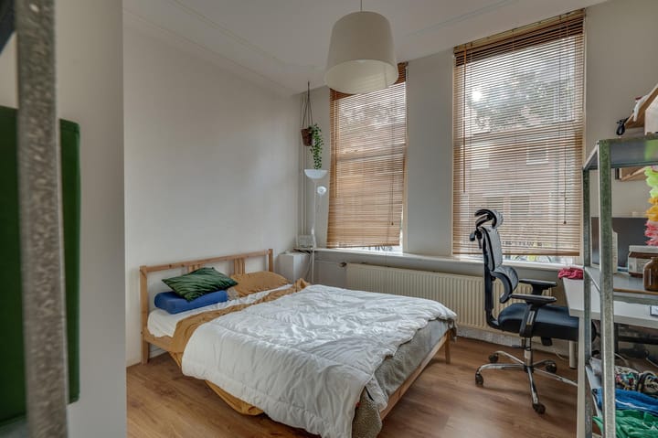 Foto 19 van Cornelis Trompstraat 72