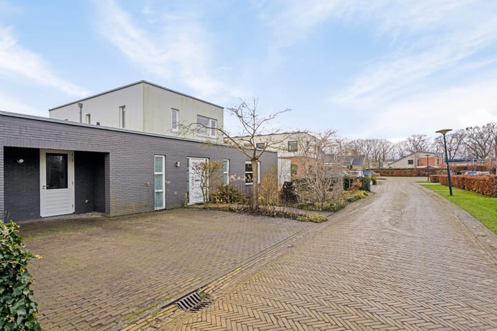 Foto 5 van Louis Royerstraat 8