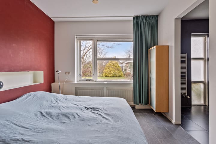 Foto 28 van Louis Royerstraat 8