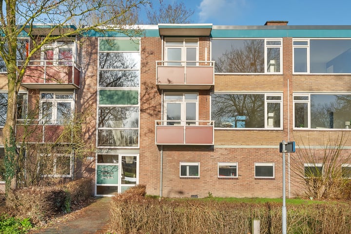 View photo of Jan Buschstraat 13