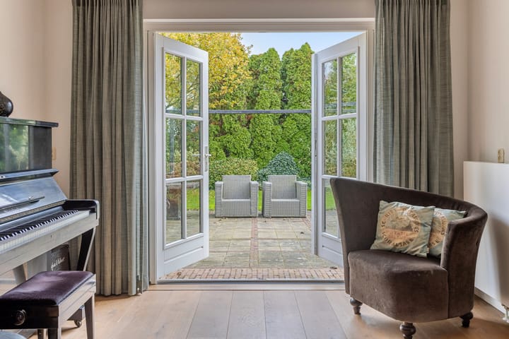 Foto 14 van Burgemeester G W Stroinkweg 102