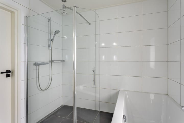 Foto 26 van Burgemeester G W Stroinkweg 102