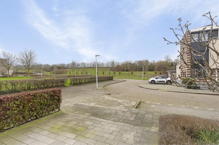 Foto 11 van Brucknerstraat 44