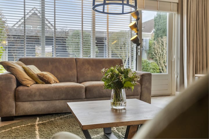 Foto 16 van Brucknerstraat 44