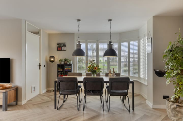 Foto 17 van Brucknerstraat 44