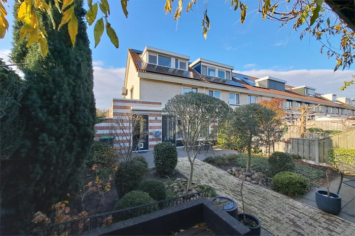 Foto 27 van Brucknerstraat 44