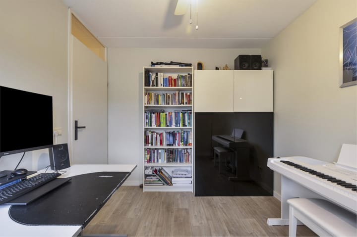 Foto 34 van Brucknerstraat 44