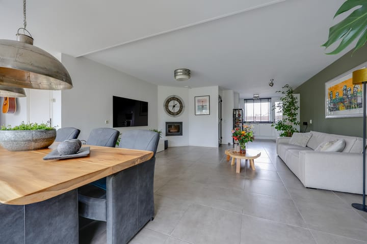 Foto 8 van Beethovenstraat 10