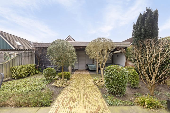 Foto 44 van Brucknerstraat 44