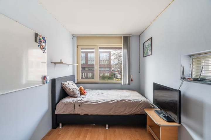 Foto 19 van Mariottestraat 18