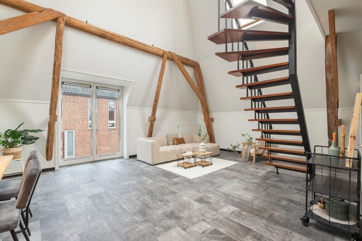 Foto 1 van Meeuwenplein 4-F