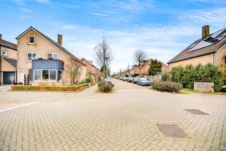 Foto 39 van Cliviastraat 4