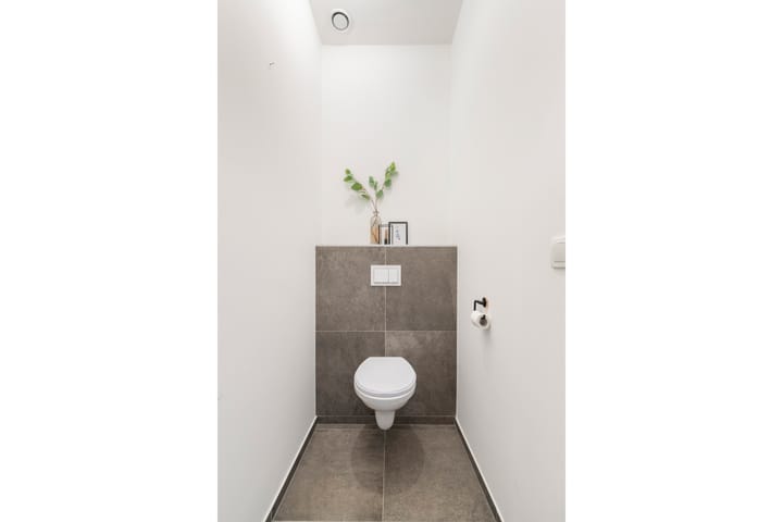 Foto 9 van Meeuwenplein 4-F