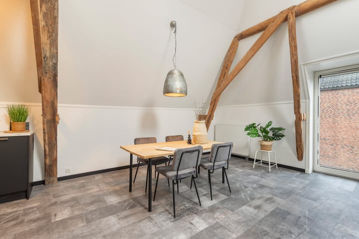 Foto 19 van Meeuwenplein 4-F