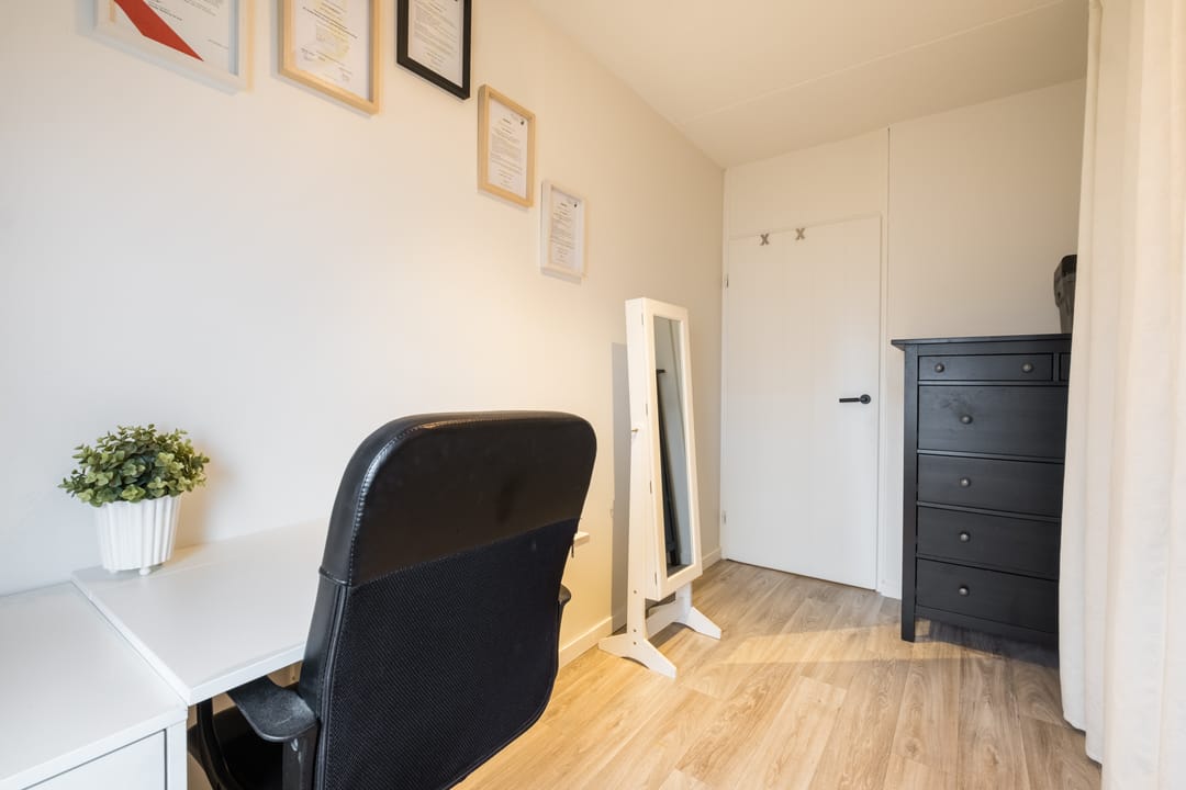 Foto 17 van Groes 49