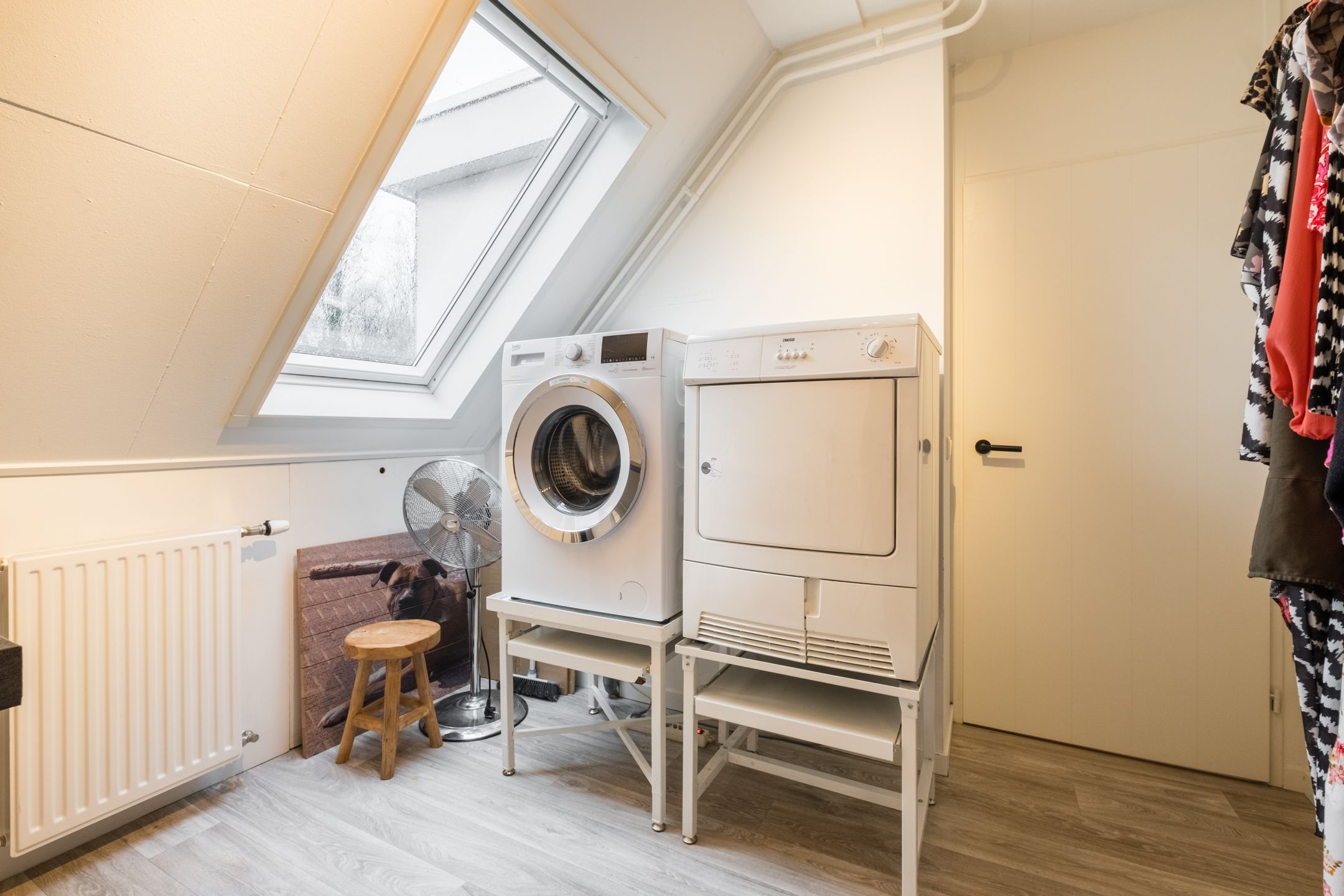 Foto 18 van Groes 49