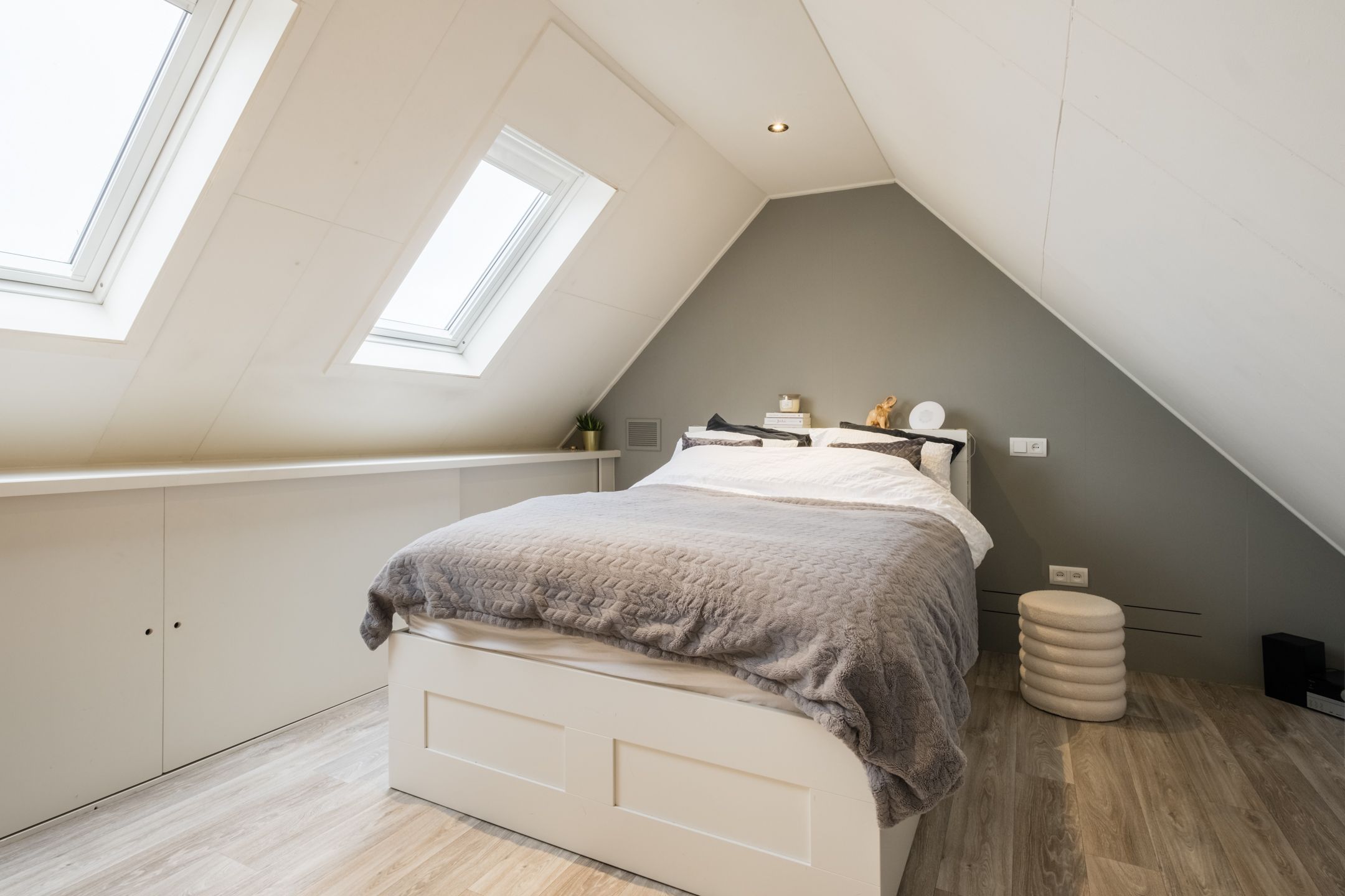 Foto 21 van Groes 49