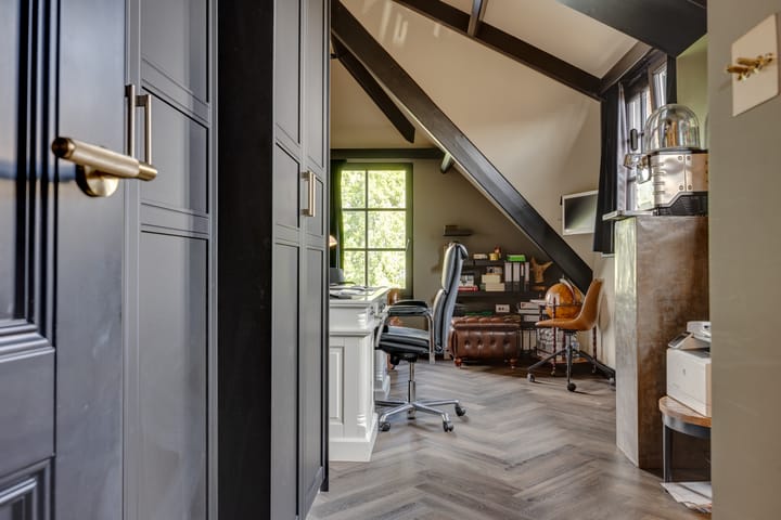 Foto 28 van Oosteinderweg 523