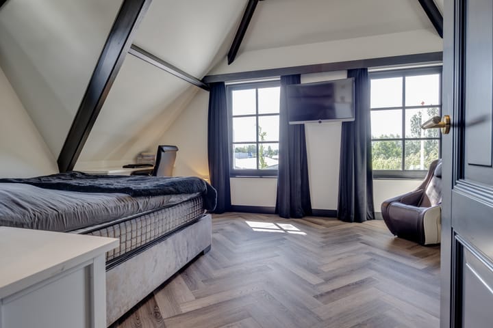 Foto 32 van Oosteinderweg 523