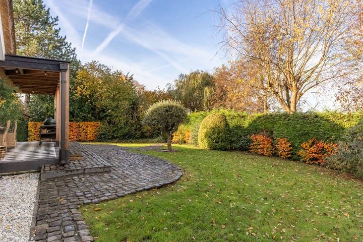 Foto 44 van Oosteinderweg 523