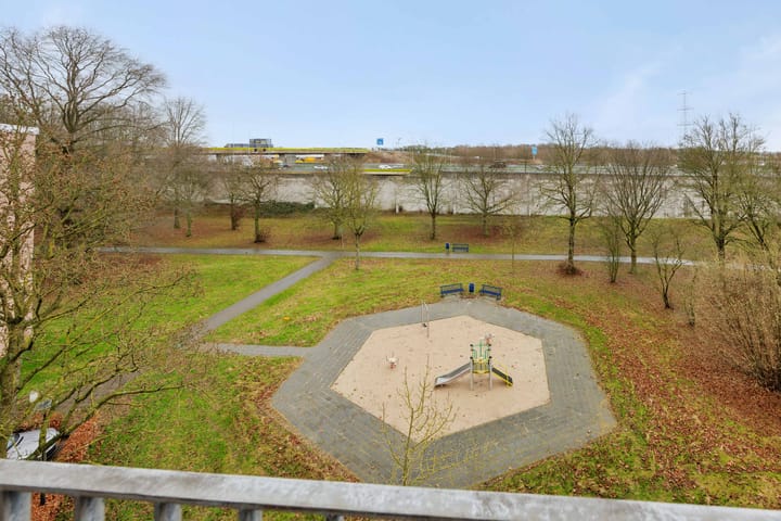 Photo 11 of Cornelis Bosstraat 16