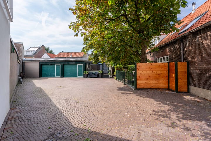 Photo 22 of Hessenstraat 24-A