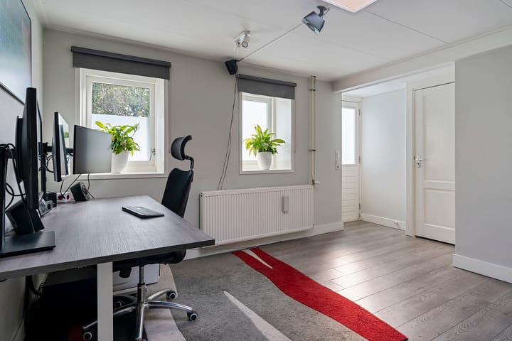 Foto 25 van Willem Loréstraat 67