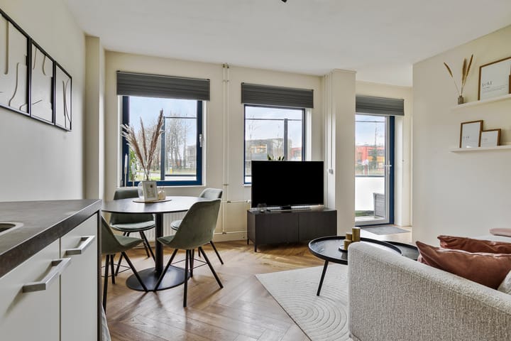 Foto 2 van Meentwal 1-F