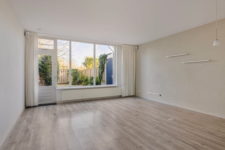 Foto 2 van Staringstraat 36