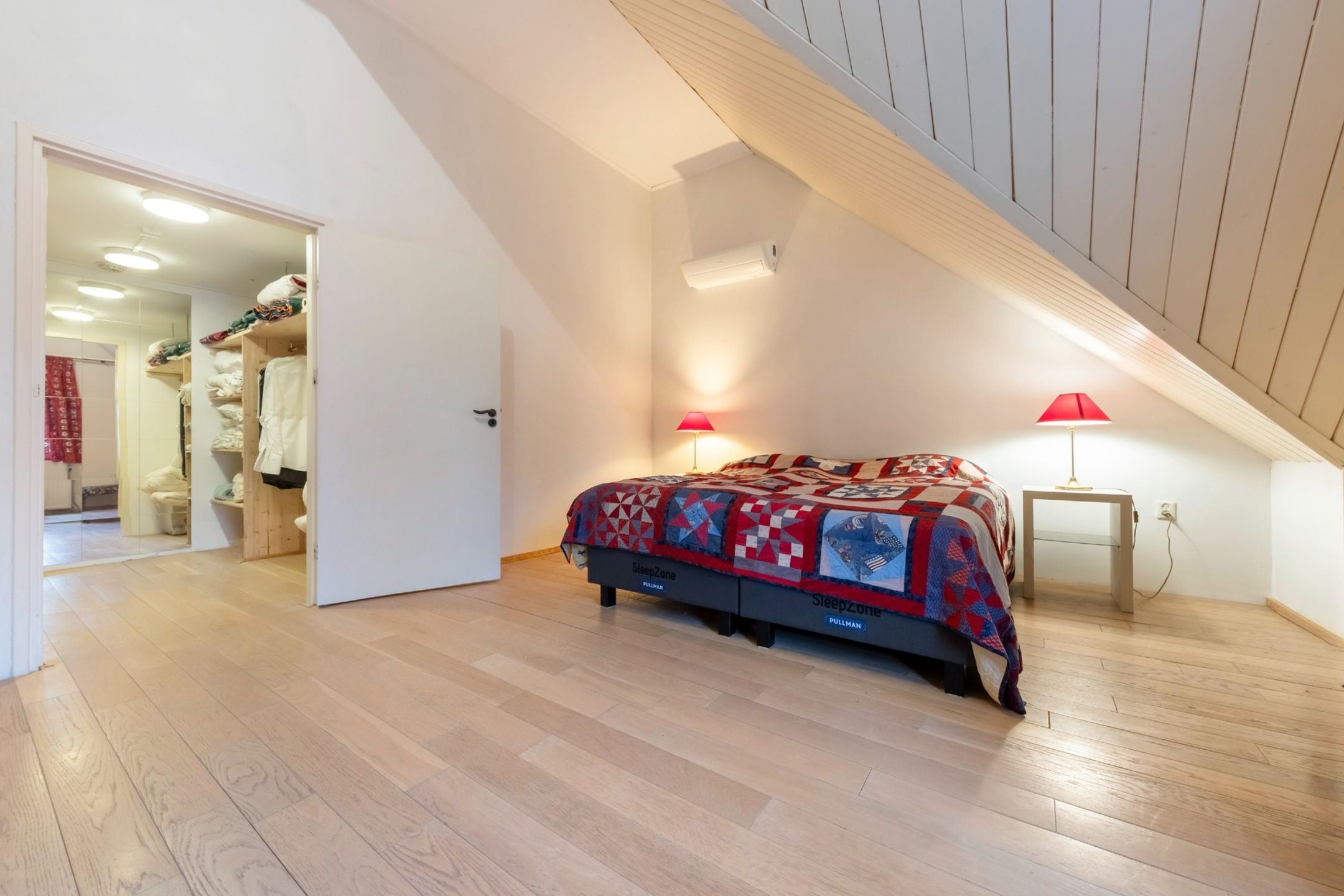 Foto 33 van Badhuisweg 1