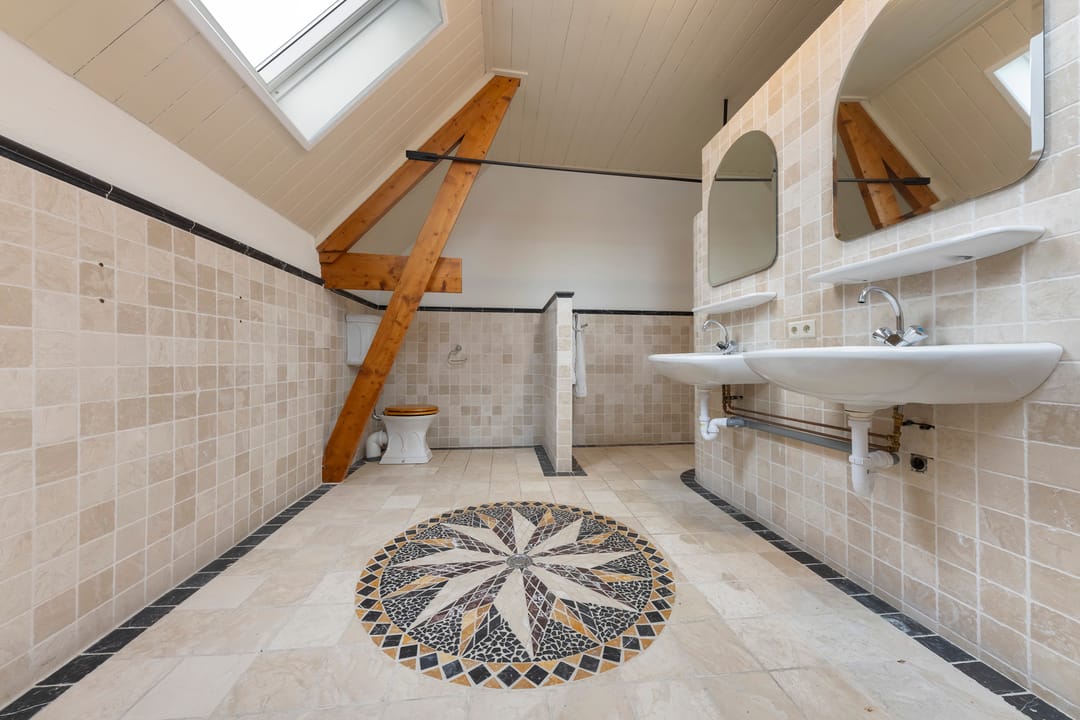 Foto 38 van Badhuisweg 1