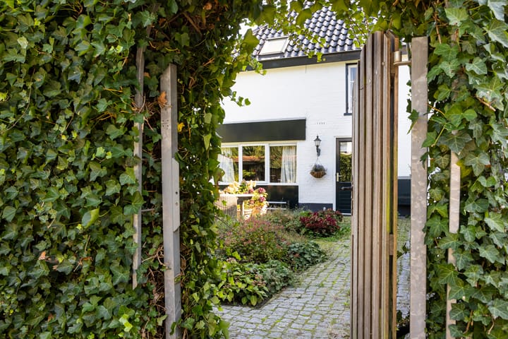 Foto 47 van Badhuisweg 1