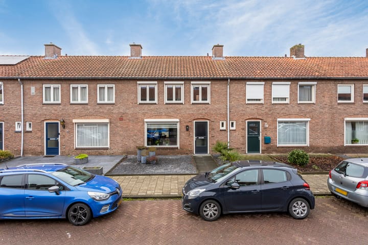 Photo 27 of Albrecht Rodenbachstraat 12