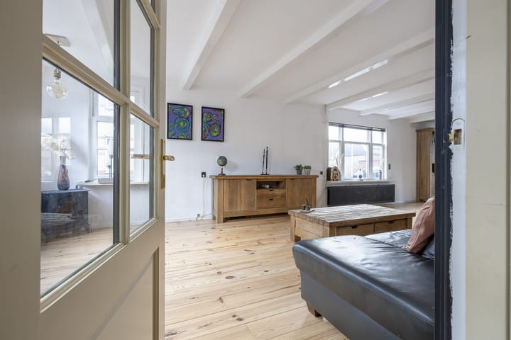 Foto 8 van Middelweg 31