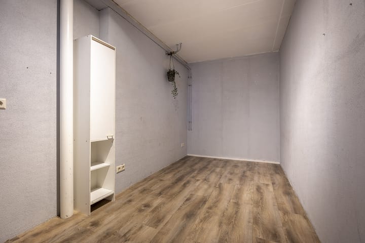 Foto 24 van Middelweg 31