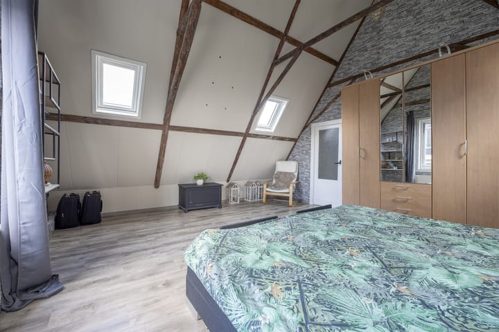 Foto 30 van Middelweg 31