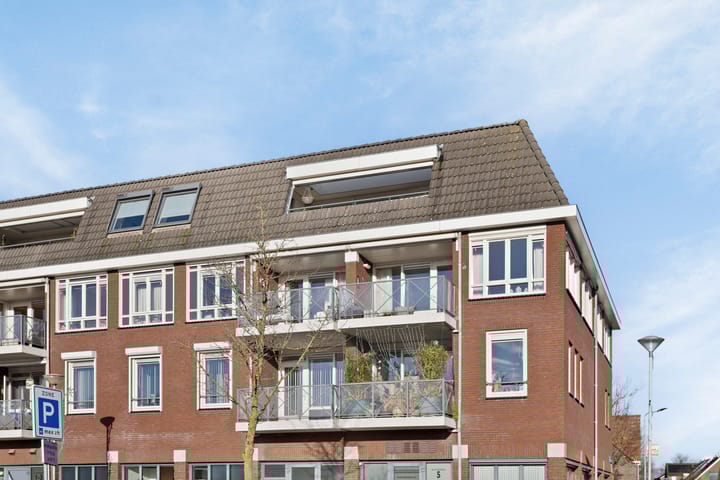 Photo 37 of Heermoesstraat 13