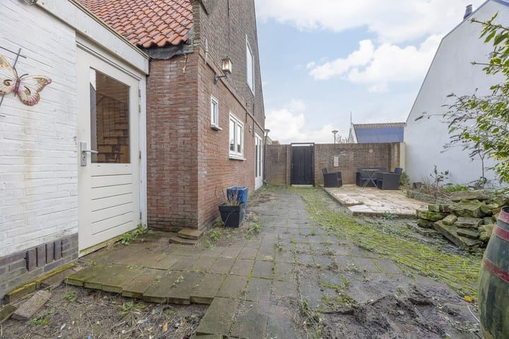 Foto 40 van Middelweg 31