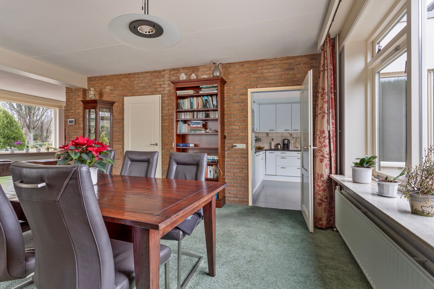 Foto 14 van Reuvekamp 10