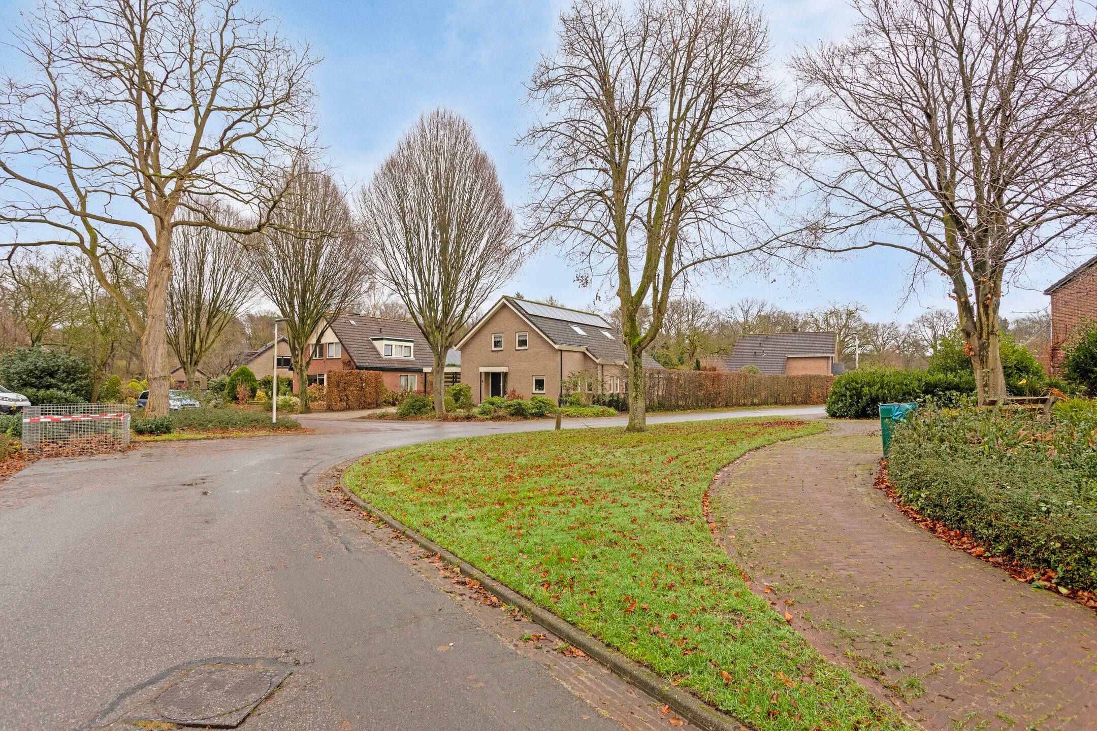 Foto 33 van Reuvekamp 10