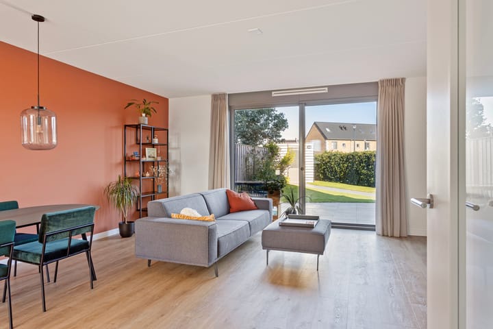 Foto 2 van Janus Baulingstraat 9