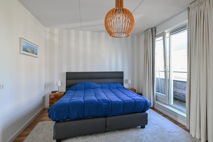 Photo 11 of Hooykamplaan 33