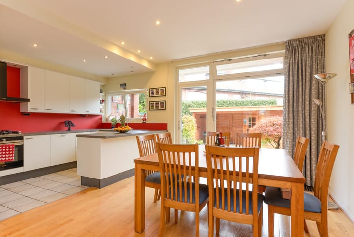 Foto 6 van Van Zuylen van Nijeveltstraat 30