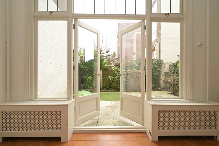 Photo 10 of Nassau Dillenburgstraat 26