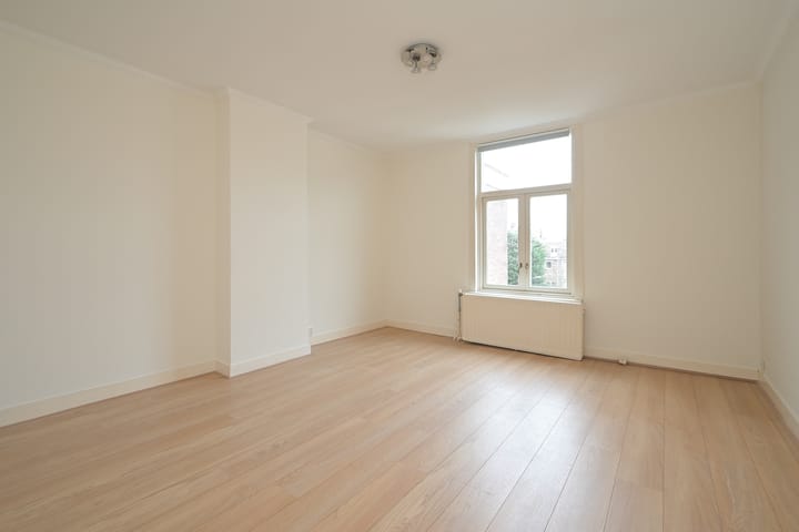 Photo 23 of Nassau Dillenburgstraat 26