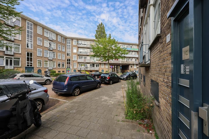 Foto 17 van Anna van Burenstraat 7-2