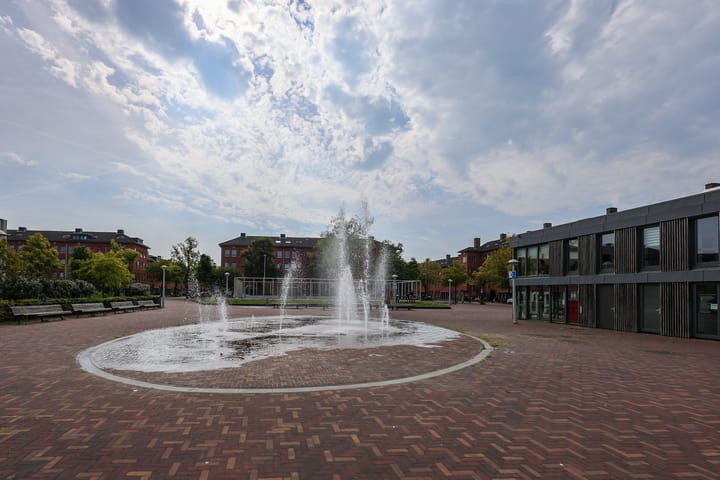 Foto 21 van Anna van Burenstraat 7-2