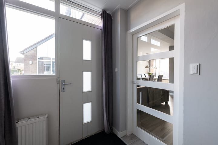 Foto 13 van Bloemhofplein 9